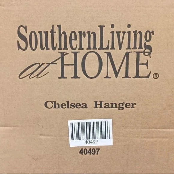 BNIB Southern Living at Home Chelsea Hanger #40497 - Picture 6 of 6